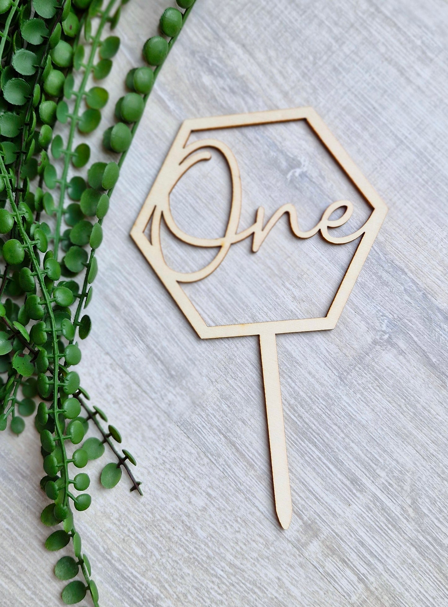 One mdf wooden cake decoration
