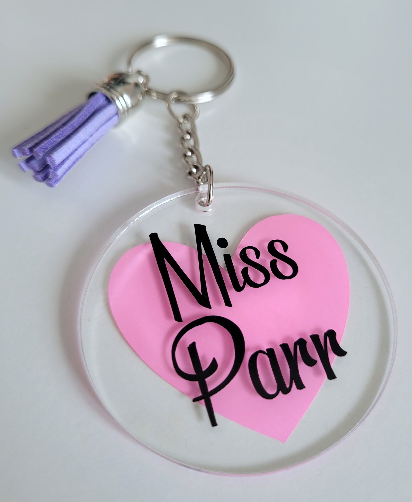 Personalised keyring with coloured tassel