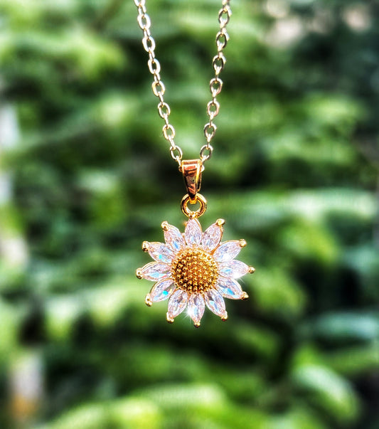 Sunbeam Petal Necklace – Sunflower Pendant